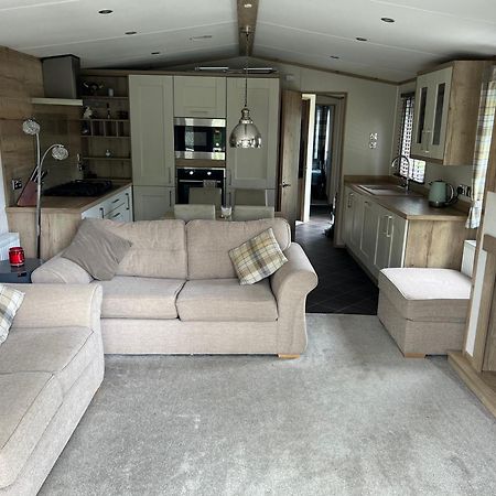 Family Fun Getaway Holiday Home Northampton Extérieur photo